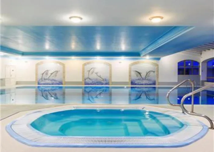 Remarkable 2 Bedroom Land View, Free Airport Transfers *